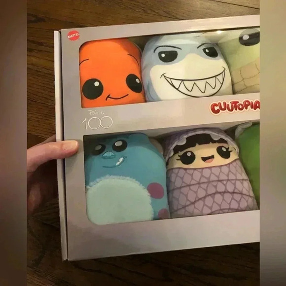 Disney Pixar Disney 100 x Cuutopia 8-pack Finding Nemo/Monsters, Inc. Plush Toys - Picture 5 of 9